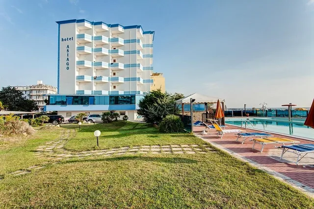 Hotel Asiago Beach