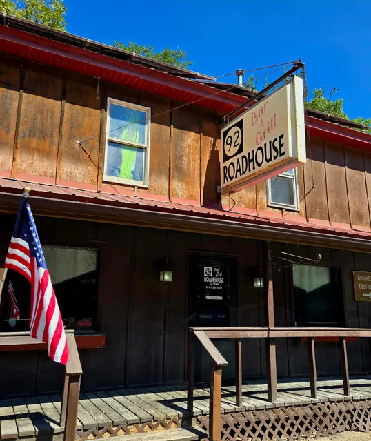 92 Roadhouse Bar & Grill