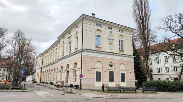 Institute of Art History