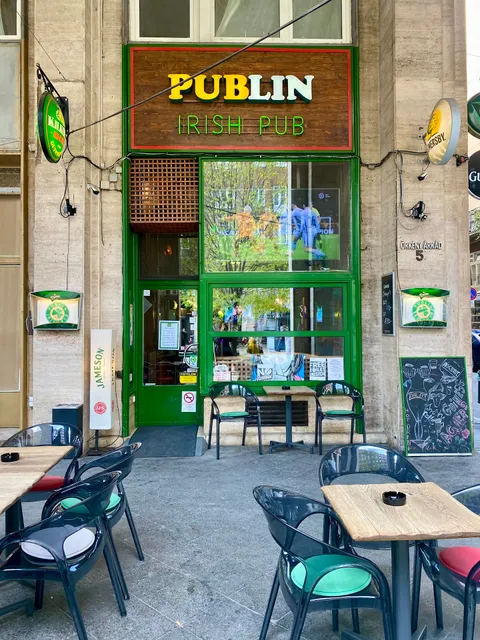 Publin Irish Pub & Restaurant