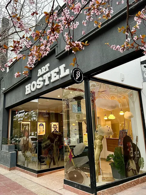 Black Star Art Hostel