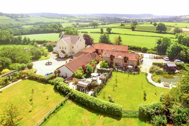 Tritchayne Farm Cottages