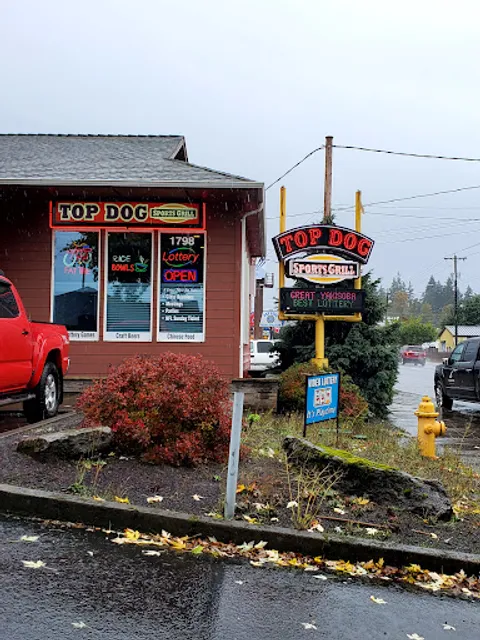 Top Dog Sports Grill