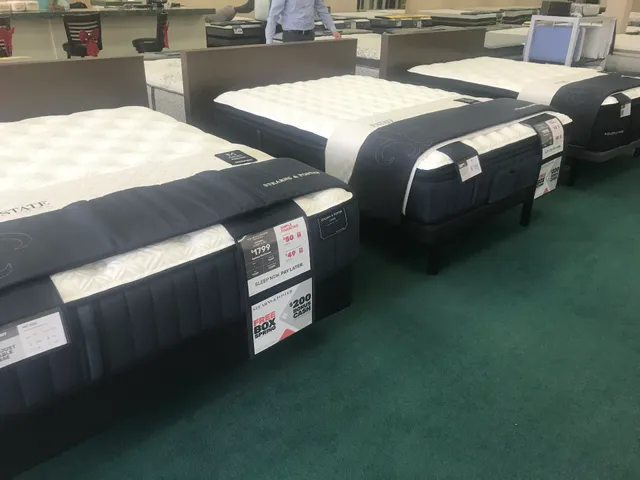 Mattress Firm Point Loma