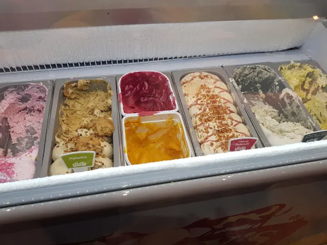 Puddings Coffee Shop