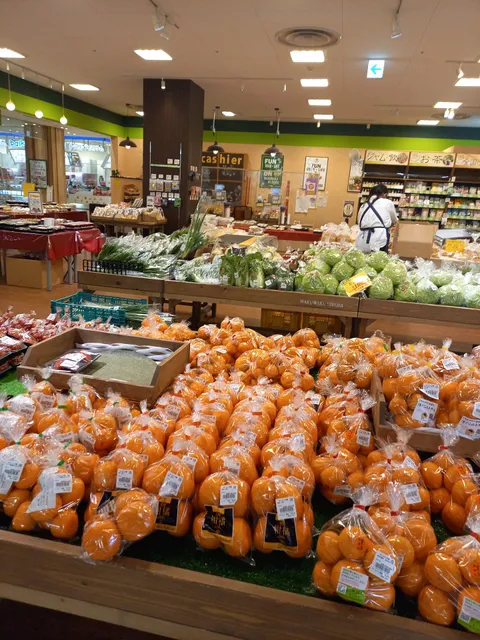 Wakuwakuhiroba Narupakuten