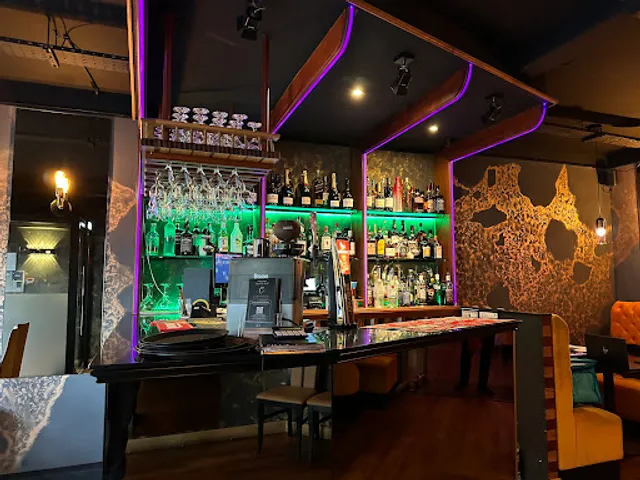 Cinnamon Chessington