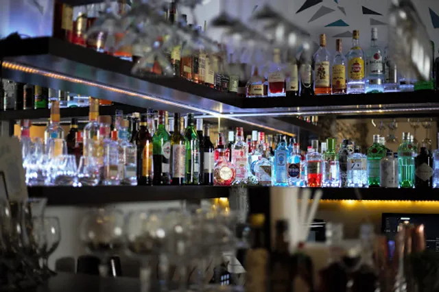 VRBA - Virtual Reality Gin&Tonic Bar