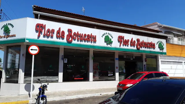 Paes E Doces Flor De Botucatu