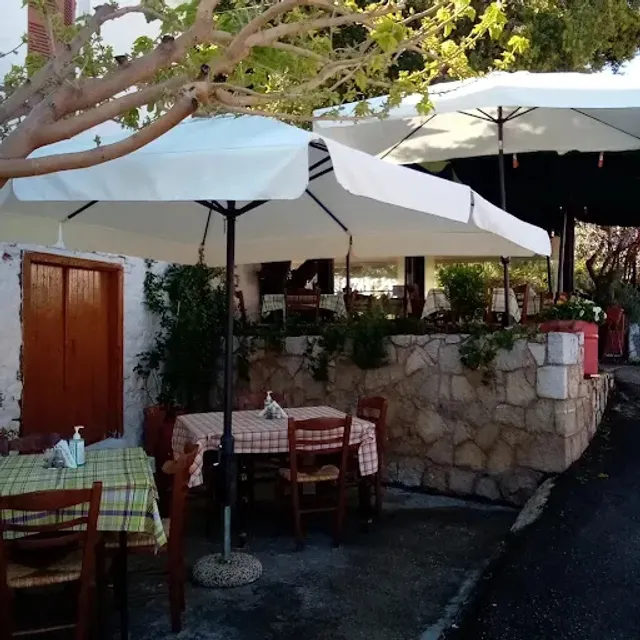 Ταβέρνα Πουρνάρι