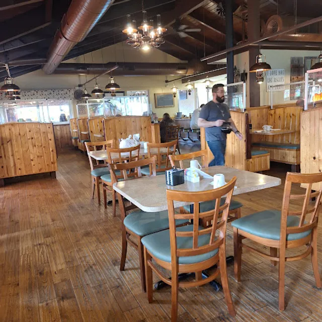 Country Charm Restaurant