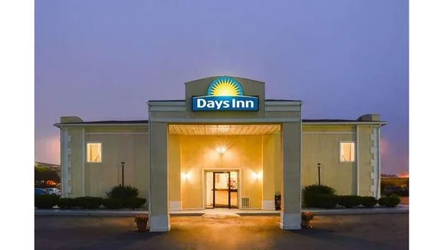 Days Inn by Wyndham Indianapolis East Post Road