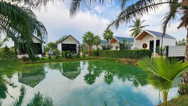 Baan Rak Resort โรงแรม