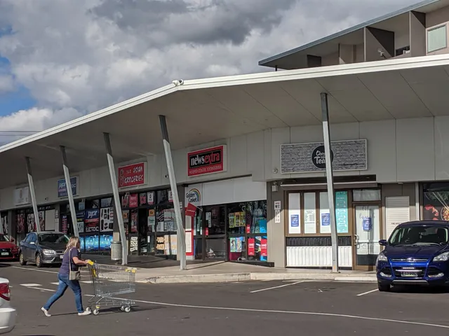 Hooper Centre Shopping Village