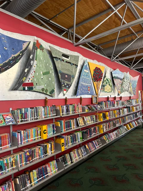 Ruth Gotlieb (Kilbirnie) Library | Te Awa-a-Taia