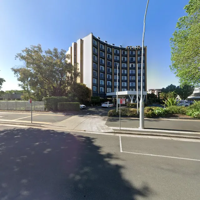 Roadhouse Bar and Grill