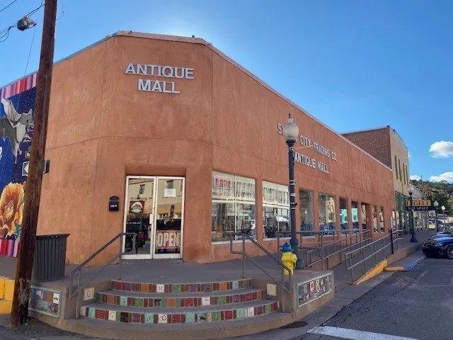 Silver City Trading Co. Antiques Mall