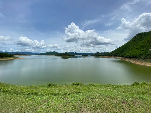 Kaeng Krachan Dam