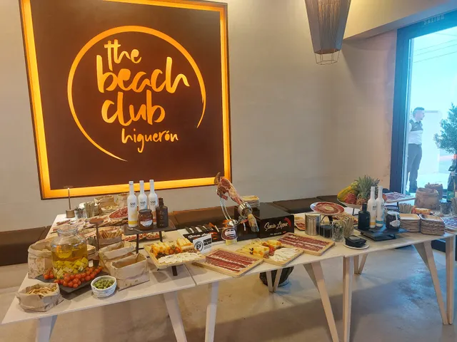 Beach Club Higuerón