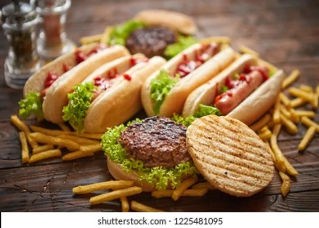 #234 panchos y hamburguesas
