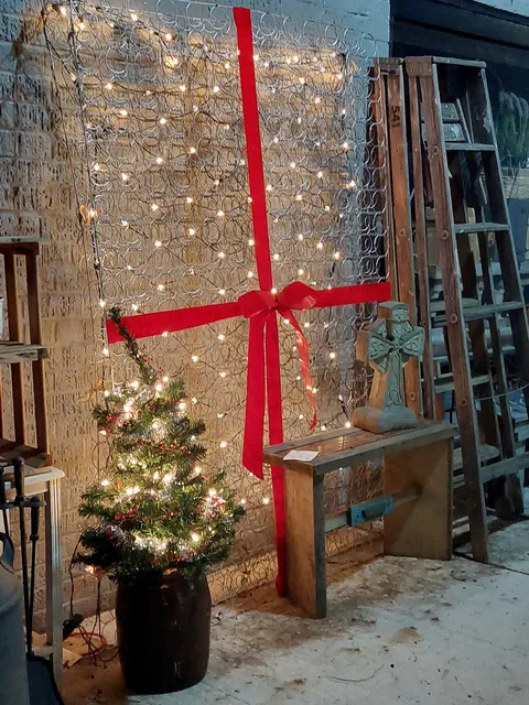 Joy's United Gift Shop or JOY'S-RINGGOLD