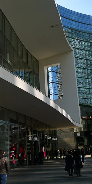 Porta Nuova Shopping District