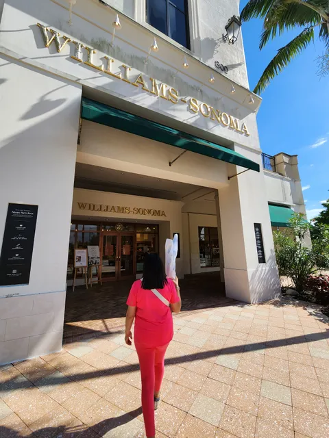 Williams-Sonoma
