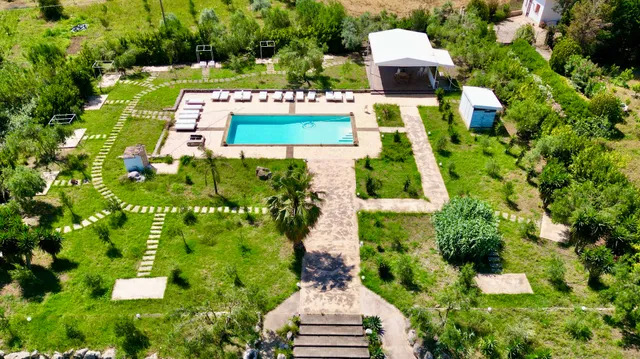 Zingaro Retreat - Suites, Pool & Relax