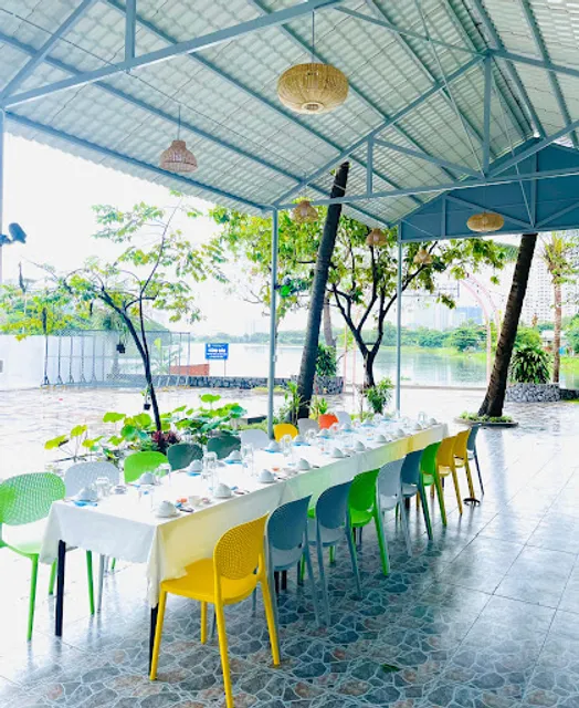 Nhà Hàng Minh Tâm