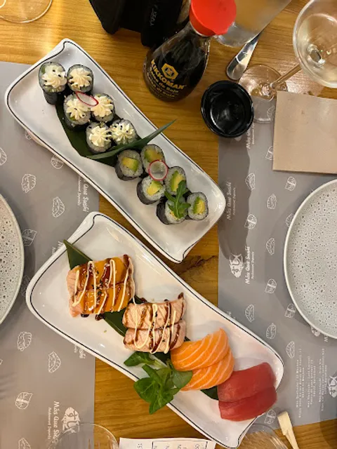 Más Que Sushi | Ronda Universitat