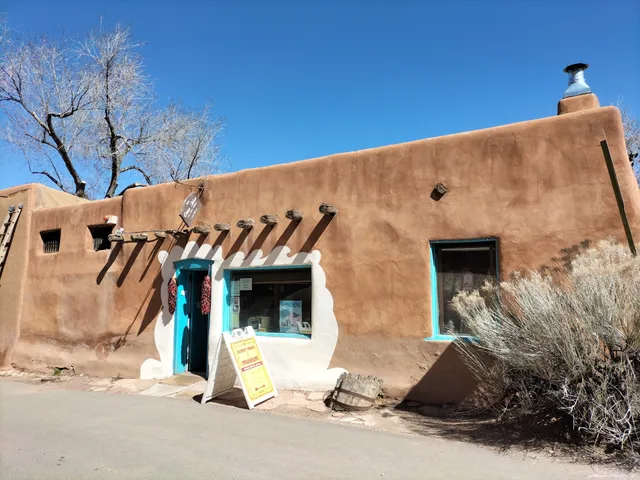 The Oldest House Indian Shop