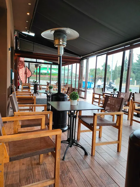 Avverto bakery-patisserie-coffee