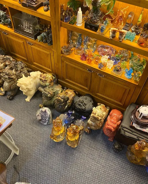 Huangs Jadeite and Jewelry Singapore | Crystals | Feng Shui Master Services