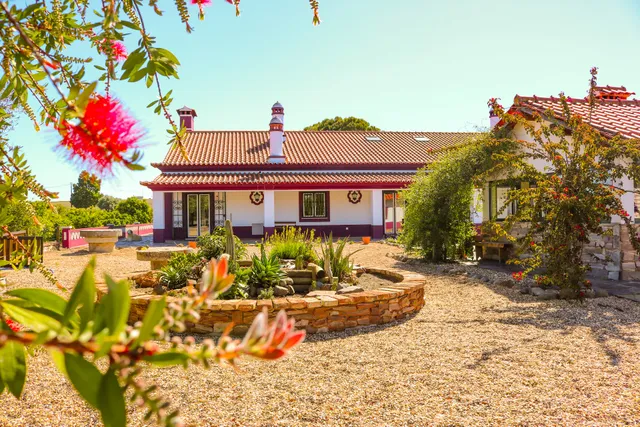 Monte da Floresta B&B