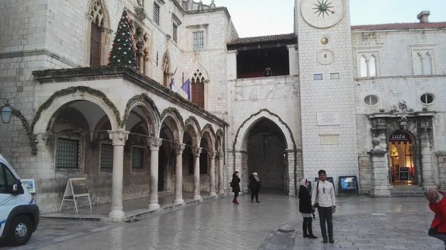 Guest House Kingslanding Old town