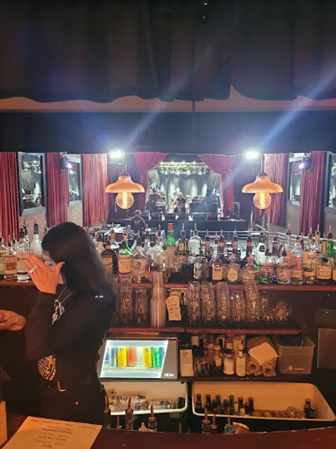 Star Theater and Starlight Lounge