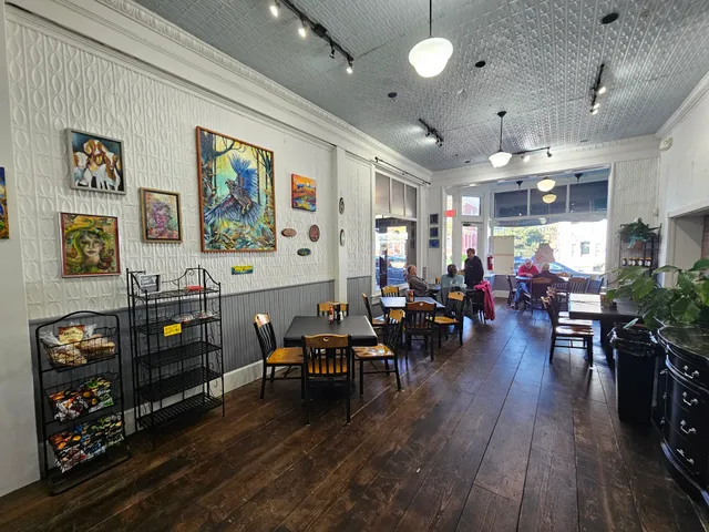 Sisters With A Twist