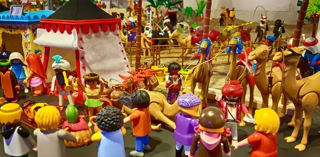 Happy Station - Playmobil Diorama