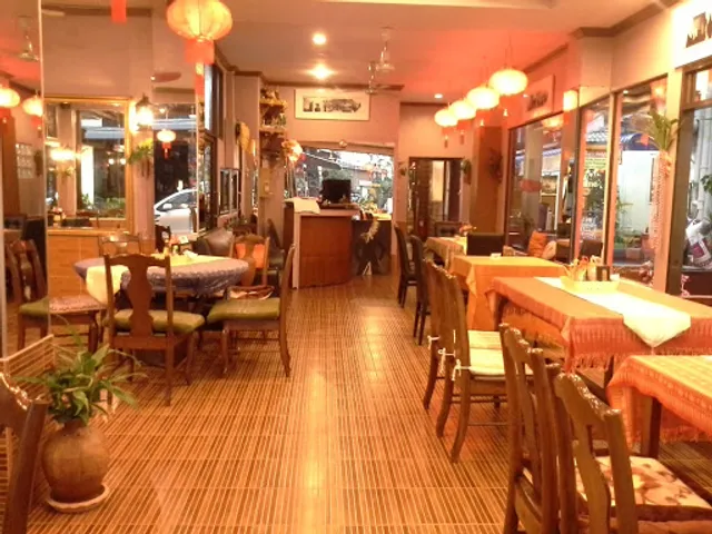 Vech Seafood Restaurants เวช ซีฟู้ด