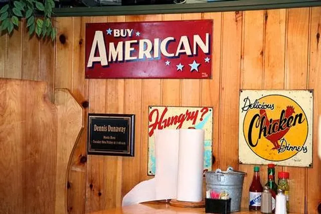 David's Catfish House - Brewton