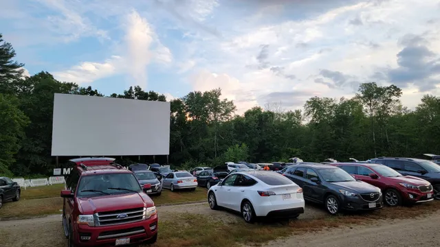 Mendon Twin Drive-In