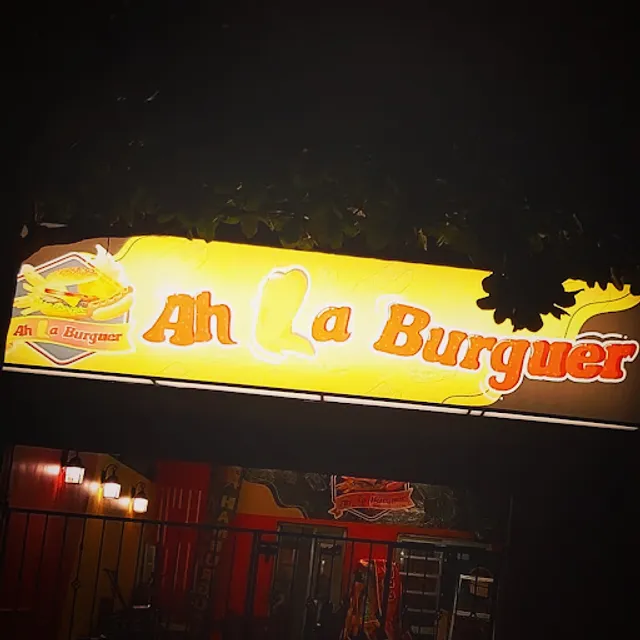 Ah La Burguer