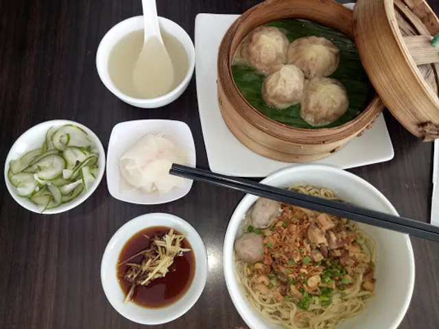 369 Shanghai Dumpling & Noodle