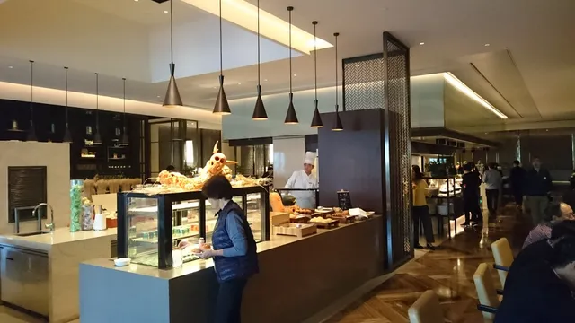 Hucun Non-Staple Food Shopping Mall