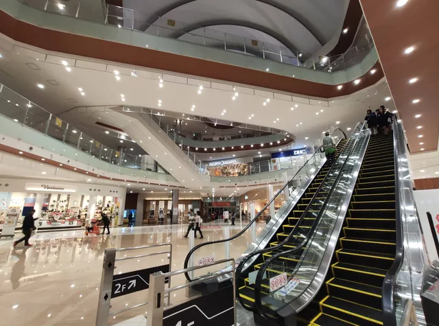 AEON MALL Nagoya Chaya