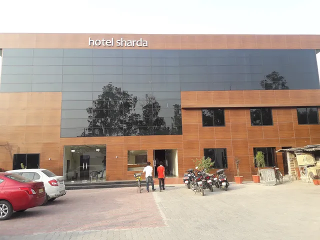 Hotel Sharda