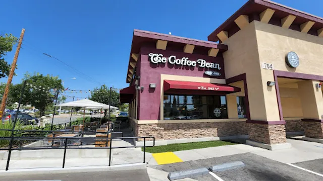 The Coffee Bean & Tea Leaf