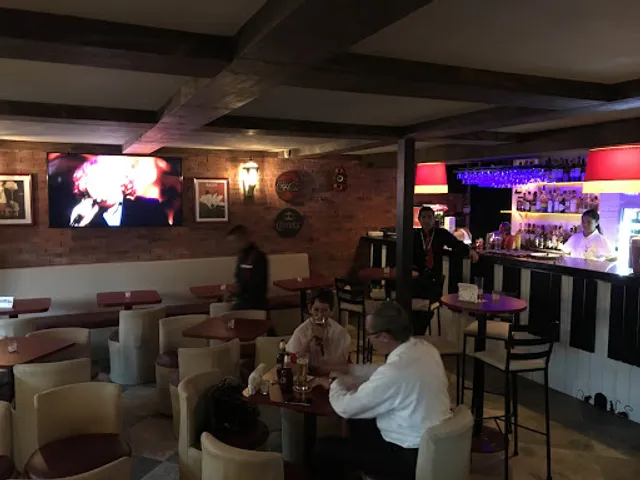 Nesbitt Snack & Musick