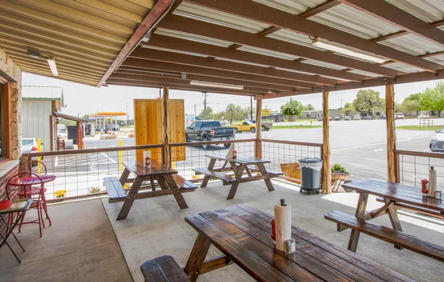 Hill Country Smokehouse