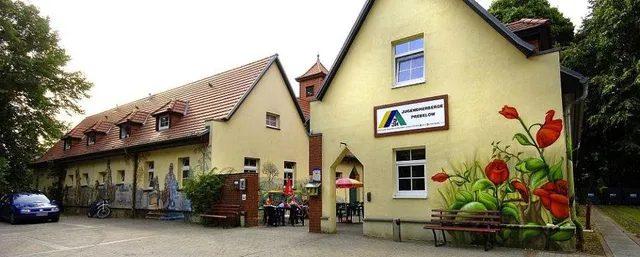 DJH Hostel Prebelow with campsite